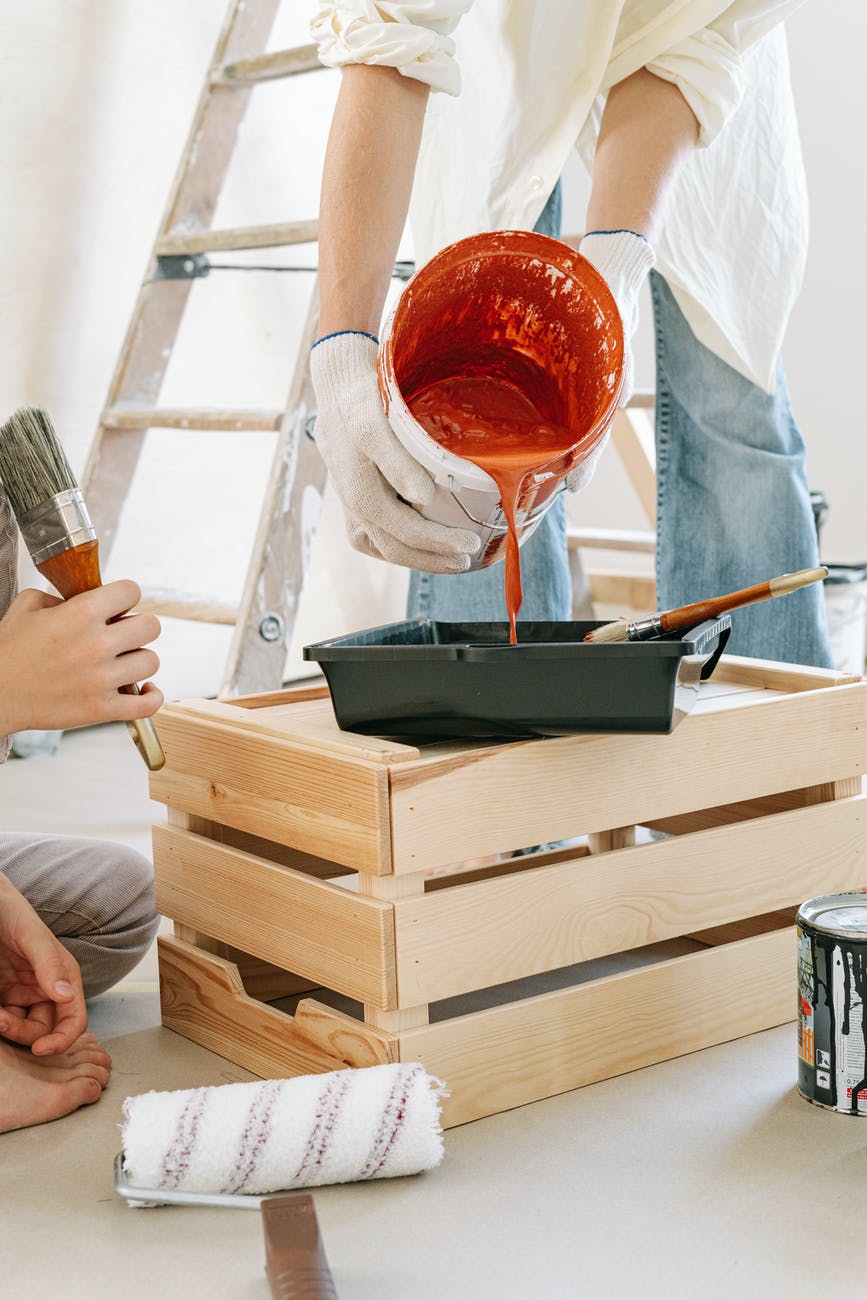 How to Prepare Surfaces Before Painting